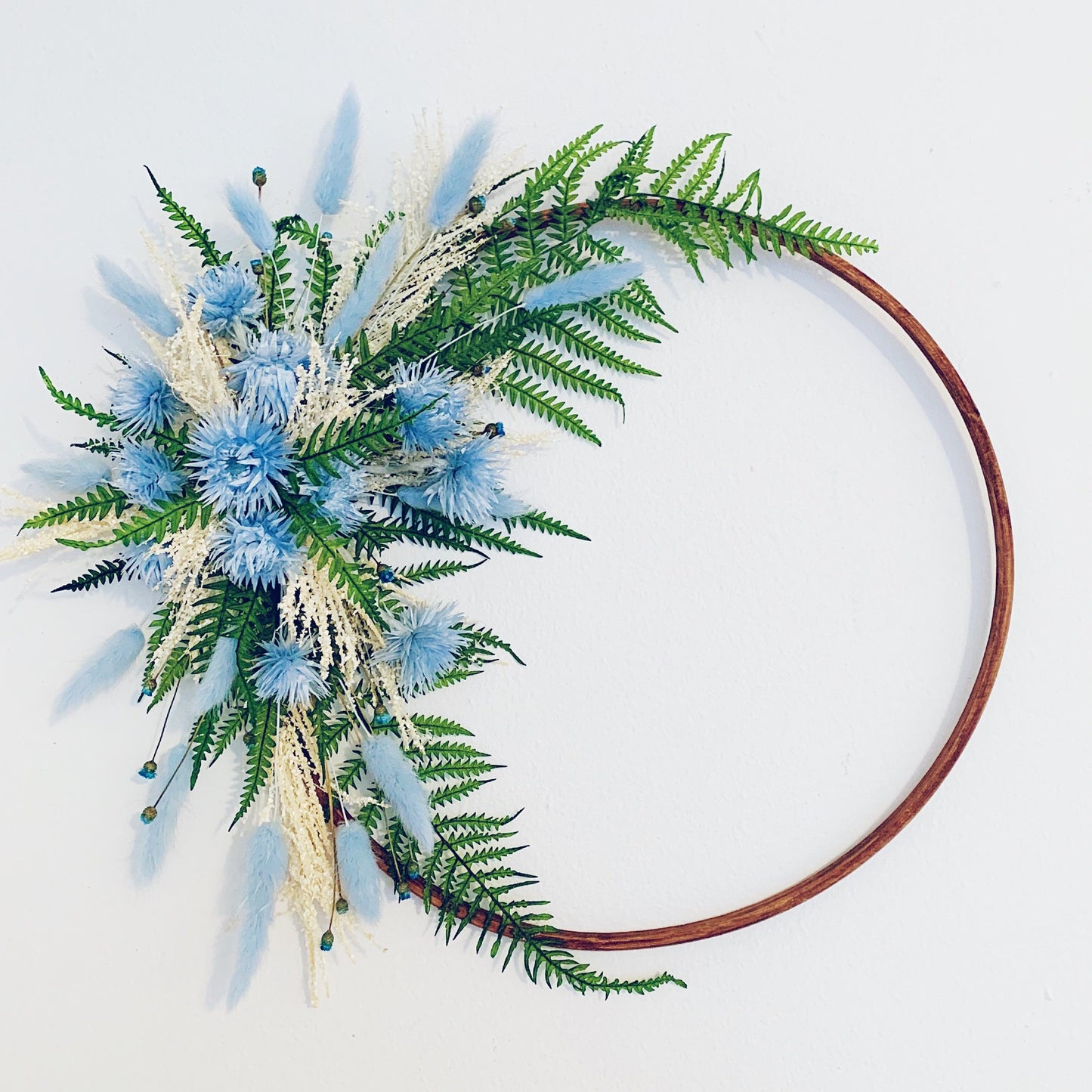 Dried wreath (for local delivery)